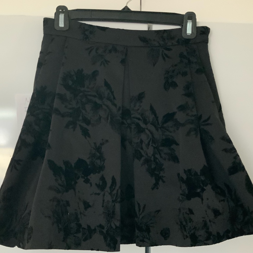 Bloomingdale’s Aqua Black Pleated Skirt with Rich Floral Flocked Fabric